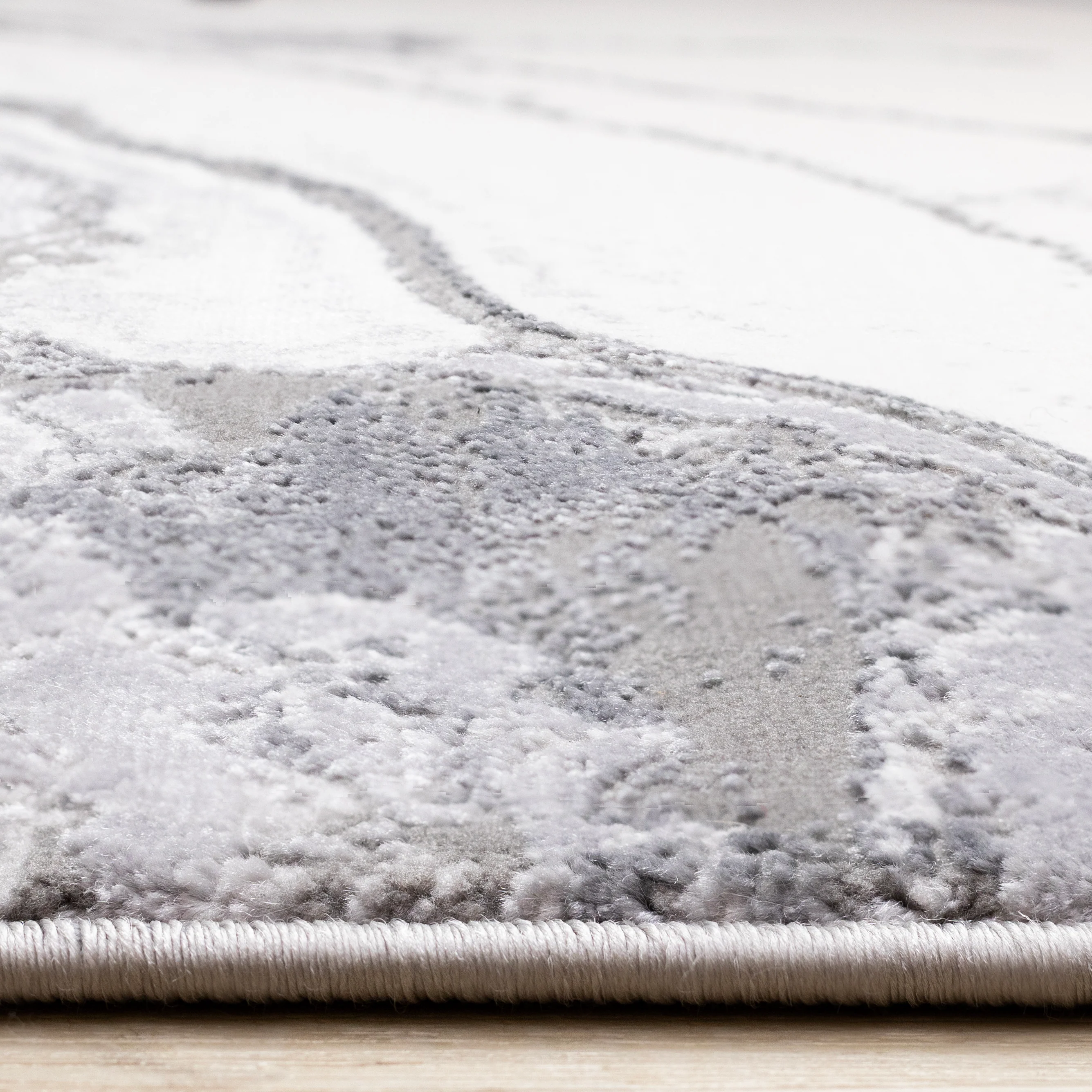 Frosted Cloud 5'3" x 7'7" Marble Design Area Rug - Grey, White - Image 8