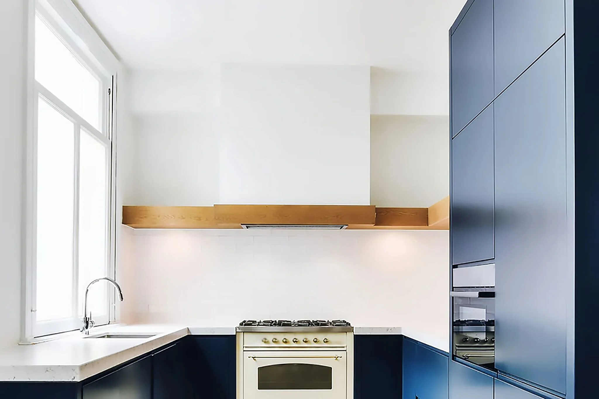 Hauslane Stainless Steel 40" 800 CFM Range Hood Insert - IN-R300SS-40 - Image 2