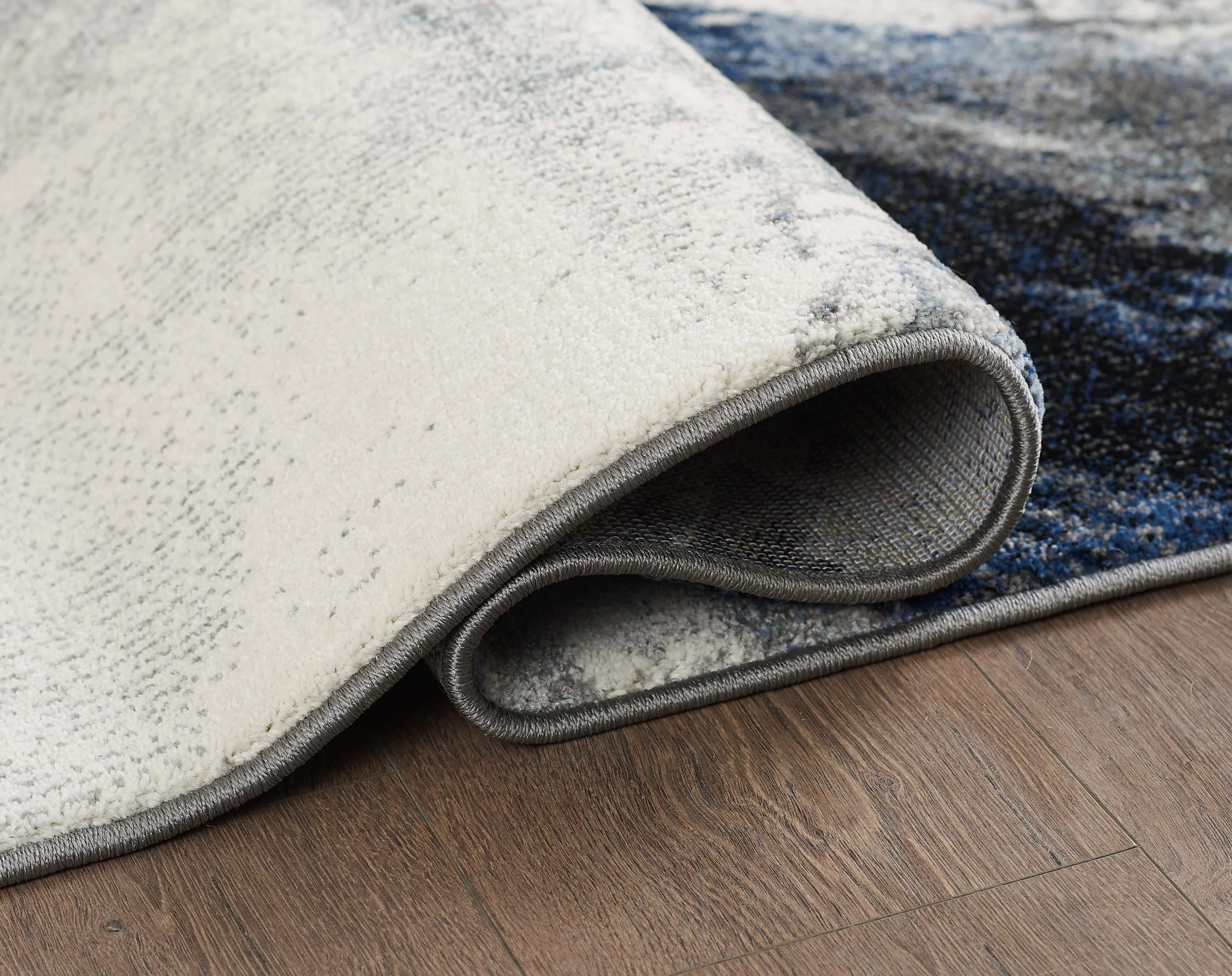 L2 Decor Diamond Area Rug 5' x 8' with Underpad - Blue - Image 3