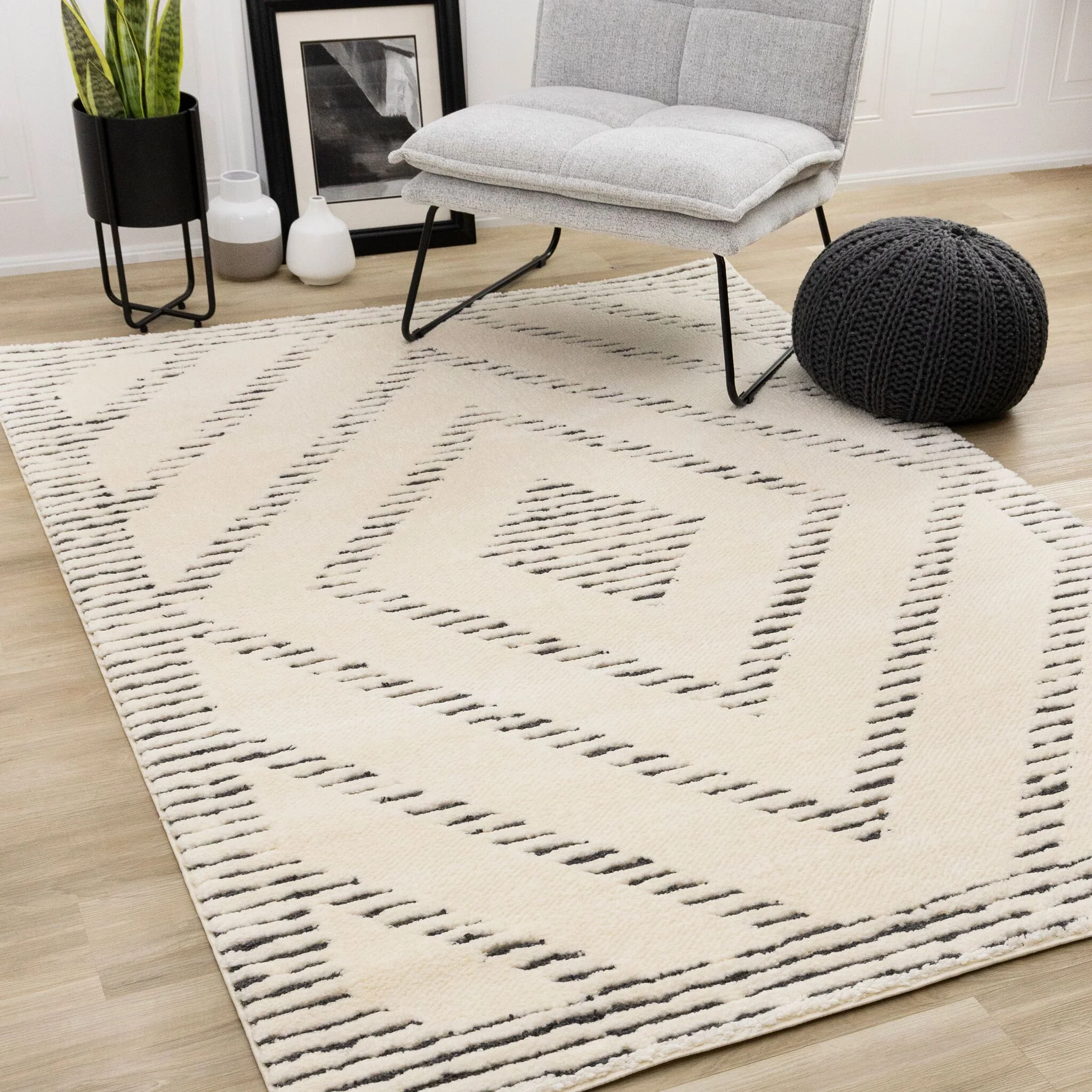 Talia 6'7" x 9'6" Striped Diamond Design Area Rug - Cream, Black - Image 3