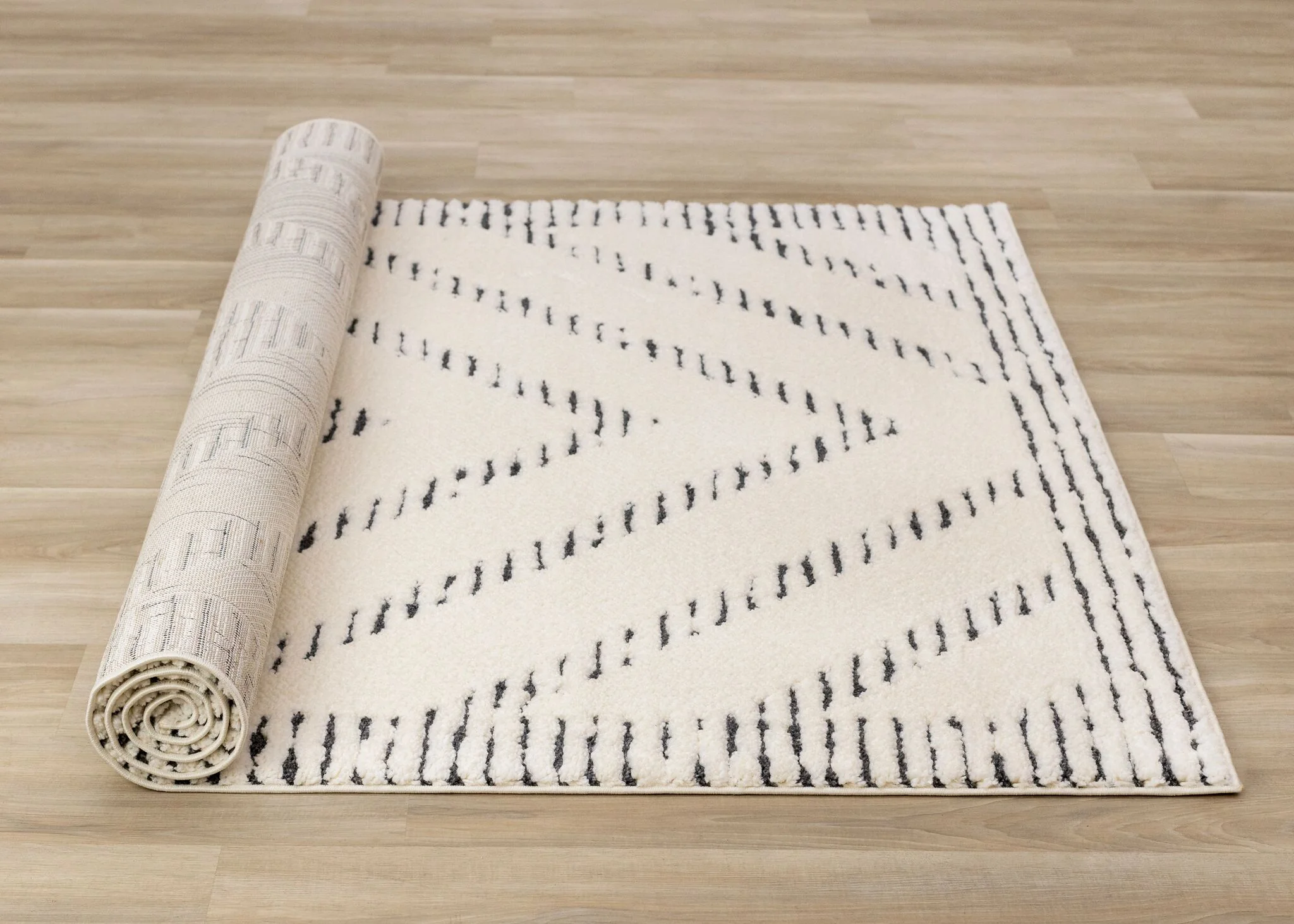 Talia 6'7" x 9'6" Striped Diamond Design Area Rug - Cream, Black - Image 9